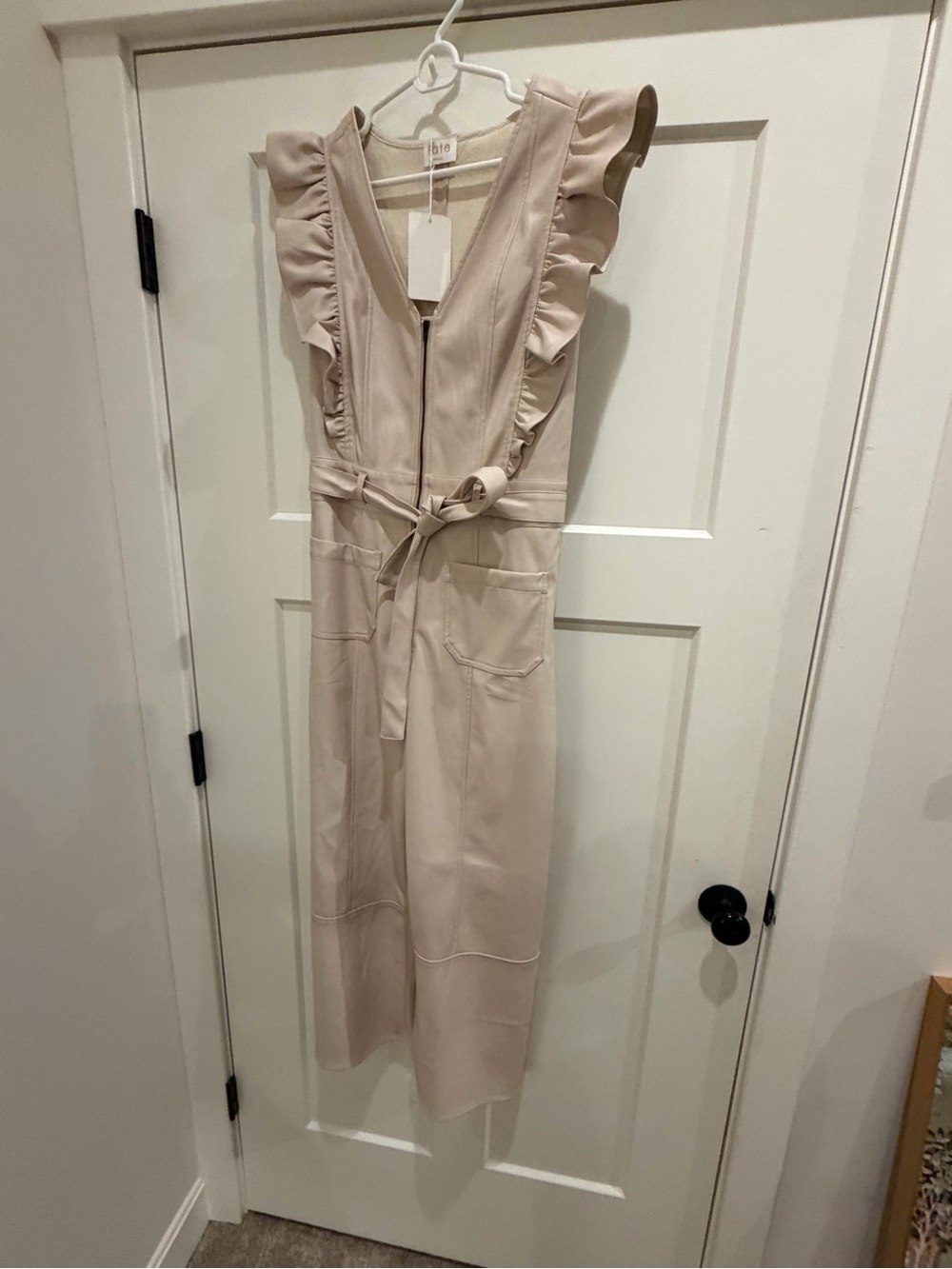 Fate Beige Ruffle-Sleeve Jumpsuit - Picture 4 of 6